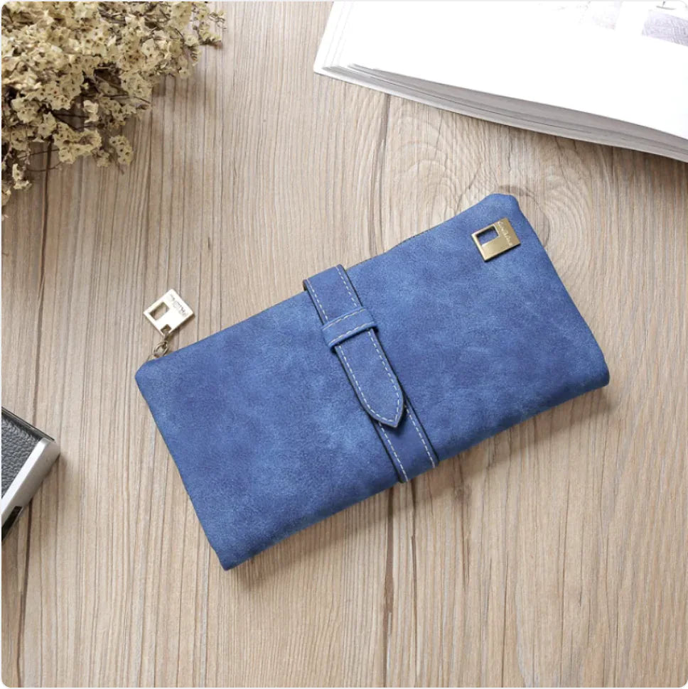 Women's Long Leather Wallet with Zipper Closure